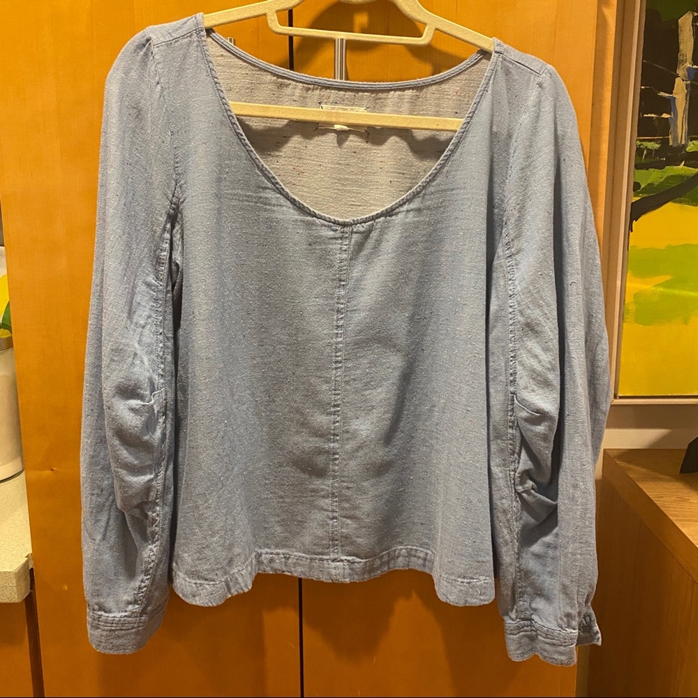 🔺2 for $25🔺Lou & Grey Blue Blouson Sleeve Shirt